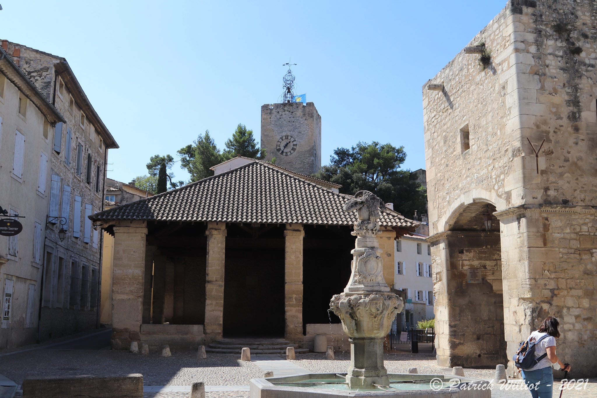 Pernes-les-Fontaines
